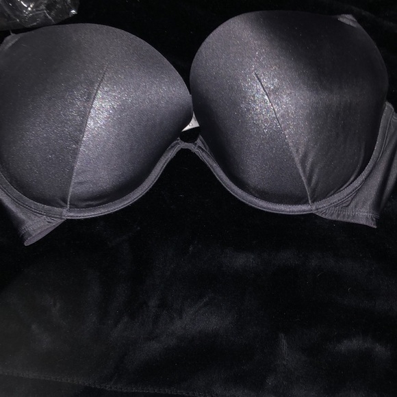 Ladies Bras - Picture 4 of 6